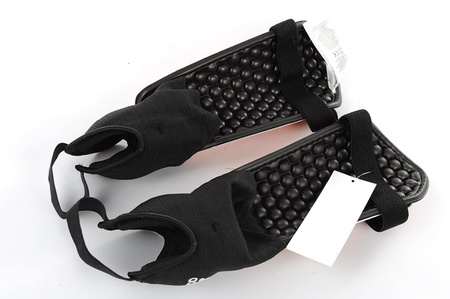 Ochraniacze Adidas Ghost Replique [AH7771]