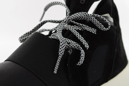Buty sportowe Adidas Tubular Defiant [S75903]